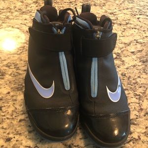 Nike air basketball shoes